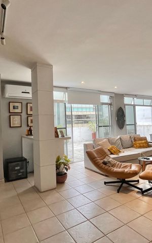 Apartamento à venda com 248m², 3 quartos e 2 vagas Apartamento à venda com 248m², 3 quartos e 2 vagasSala