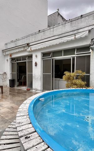 Apartamento à venda com 248m², 3 quartos e 2 vagas Apartamento à venda com 248m², 3 quartos e 2 vagasCobertura
