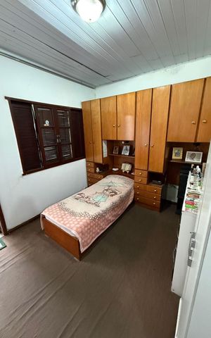 Casa à venda com 132m², 3 quartos e sem vaga Casa à venda com 132m², 3 quartos e sem vagaQuarto