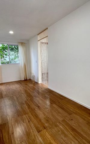Apartamento à venda com 41m², 2 quartos e 1 vaga Apartamento à venda com 41m², 2 quartos e 1 vagaSala