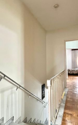 Casa à venda com 135m², 3 quartos e 2 vagas Casa à venda com 135m², 3 quartos e 2 vagasCorredor