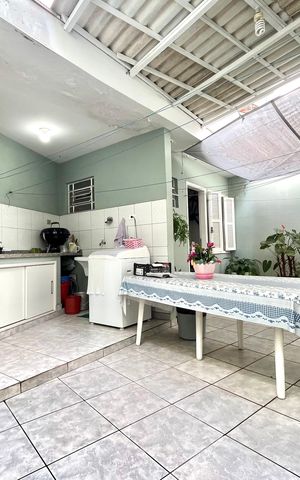 Casa à venda com 135m², 3 quartos e 2 vagas Casa à venda com 135m², 3 quartos e 2 vagasQuintal