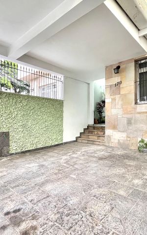 Casa à venda com 135m², 3 quartos e 2 vagas Casa à venda com 135m², 3 quartos e 2 vagasGaragem