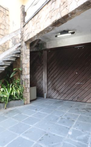 Casa à venda com 125m², 3 quartos e 3 vagasGaragem
