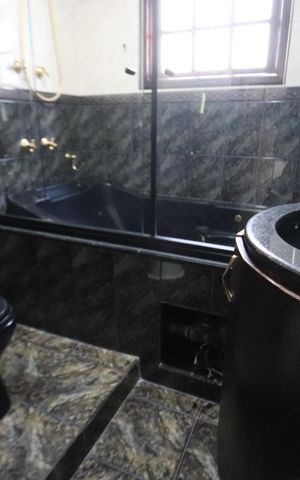 Casa à venda com 125m², 3 quartos e 3 vagasBanheiro da Suíte