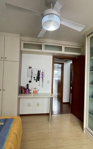Apartamento à venda com 137m², 3 quartos e 2 vagas Apartamento à venda com 137m², 3 quartos e 2 vagasQuarto 2