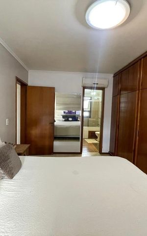 Apartamento à venda com 137m², 3 quartos e 2 vagas Apartamento à venda com 137m², 3 quartos e 2 vagasSuíte