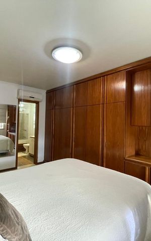 Apartamento à venda com 137m², 3 quartos e 2 vagas Apartamento à venda com 137m², 3 quartos e 2 vagasSuíte