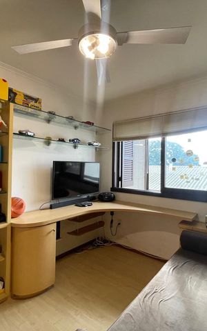 Apartamento à venda com 137m², 3 quartos e 2 vagas Apartamento à venda com 137m², 3 quartos e 2 vagasQuarto