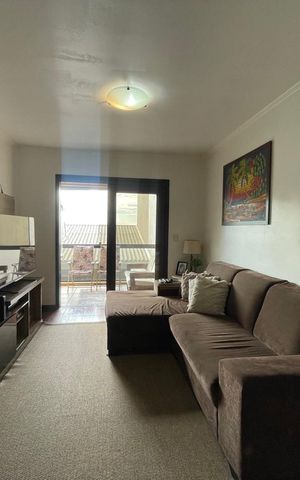 Apartamento à venda com 137m², 3 quartos e 2 vagas Apartamento à venda com 137m², 3 quartos e 2 vagasSala