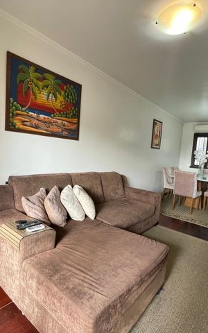 Apartamento à venda com 137m², 3 quartos e 2 vagas Apartamento à venda com 137m², 3 quartos e 2 vagasSala