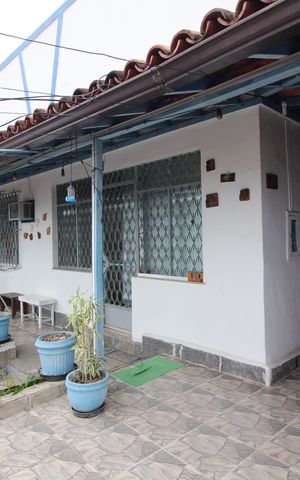 Casa à venda com 103m², 3 quartos e 1 vagaFrente