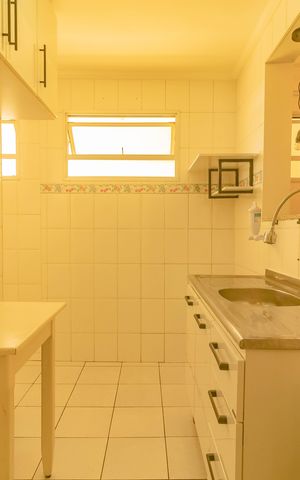 Apartamento à venda com 48m², 2 quartos e 1 vaga Apartamento à venda com 48m², 2 quartos e 1 vagaCozinha
