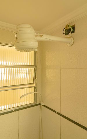 Apartamento à venda com 48m², 2 quartos e 1 vaga Apartamento à venda com 48m², 2 quartos e 1 vagaBanheiro