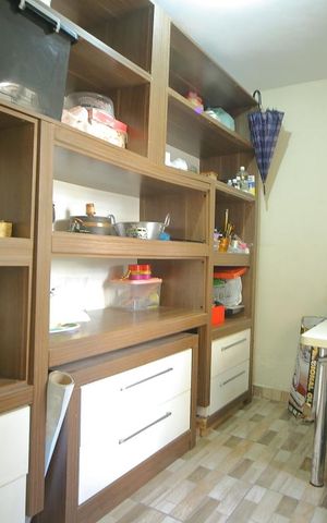 Casa à venda com 202m², 3 quartos e 3 vagasQuarto de Serviço
