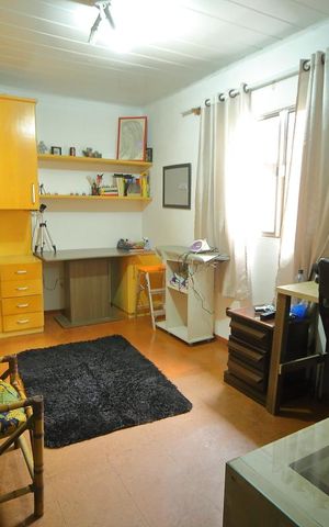 Casa à venda com 202m², 3 quartos e 3 vagasQuarto 3