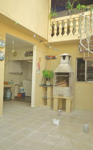 Casa à venda com 202m², 3 quartos e 3 vagasQuintal 