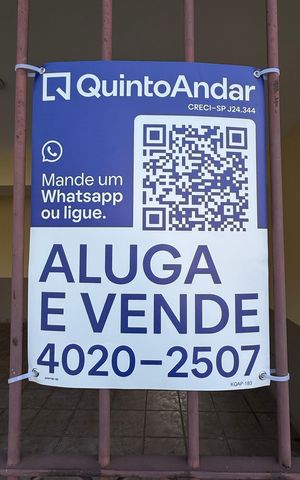 Casa à venda com 210m², 3 quartos e 2 vagasPlaca