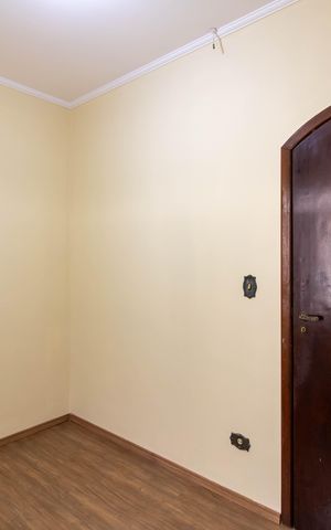 Casa à venda com 210m², 3 quartos e 2 vagasQuarto 3