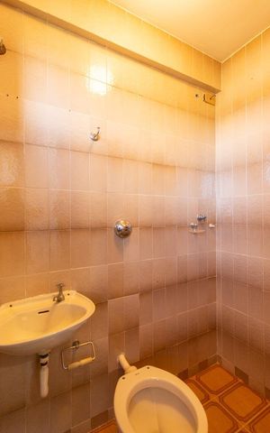 Apartamento para alugar com 72m², 2 quartos e 1 vaga Apartamento para alugar com 72m², 2 quartos e 1 vagaBanheiro de serviço