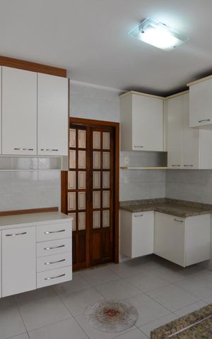 Casa de condomínio à venda com 114m², 3 quartos e 2 vagas Casa de condomínio à venda com 114m², 3 quartos e 2 vagasCOZINHA