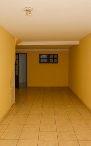 Casa de condomínio à venda com 114m², 3 quartos e 2 vagas Casa de condomínio à venda com 114m², 3 quartos e 2 vagasGARAGEM