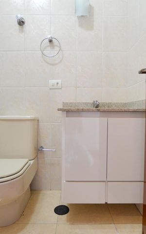 Casa de condomínio à venda com 114m², 3 quartos e 2 vagas Casa de condomínio à venda com 114m², 3 quartos e 2 vagasBANHEIRO