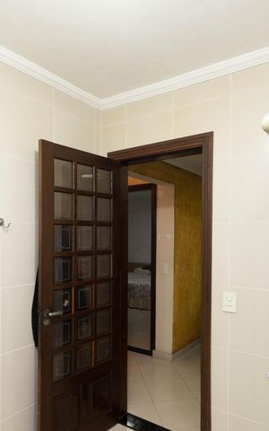 Casa à venda com 360m², 3 quartos e 6 vagas Casa à venda com 360m², 3 quartos e 6 vagasBanheiro 1