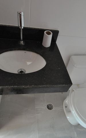 Apartamento para alugar com 37m², 2 quartos e sem vagaBanheiro