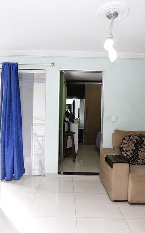 Casa para alugar com 140m², 2 quartos e 2 vagasSala