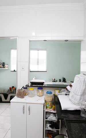 Casa para alugar com 140m², 2 quartos e 2 vagasCozinha