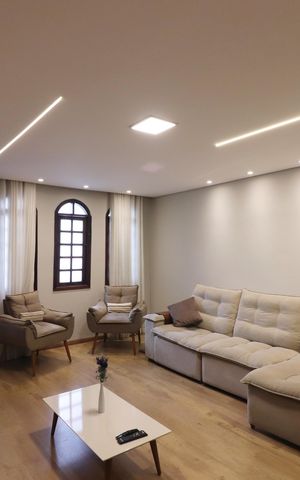 Casa à venda com 242m², 3 quartos e 5 vagasSala 
