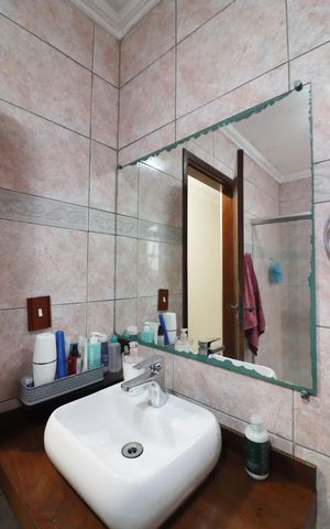 Casa à venda com 242m², 3 quartos e 5 vagasBanheiro Social