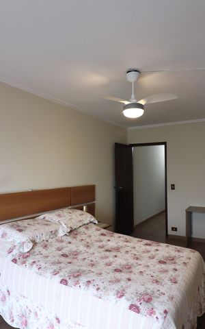 Casa à venda com 242m², 3 quartos e 5 vagasQuarto 1 - Suíte