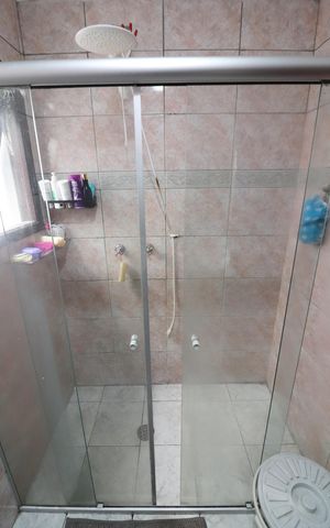 Casa à venda com 242m², 3 quartos e 5 vagasBanheiro Social
