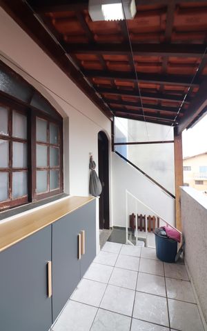 Casa à venda com 242m², 3 quartos e 5 vagasÁrea de Serviço