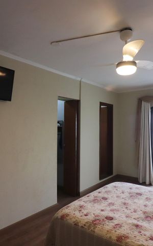 Casa à venda com 242m², 3 quartos e 5 vagasQuarto 1 - Suíte