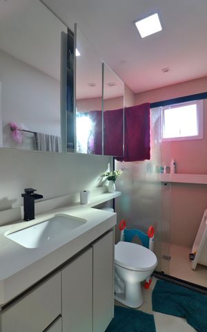 Apartamento à venda com 69m², 2 quartos e 2 vagasQuarto 1 - Suíte Banheiro 