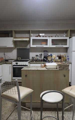 Casa de condomínio para alugar com 2000m², 3 quartos e 1 vaga Casa de condomínio para alugar com 2000m², 3 quartos e 1 vagaCozinha