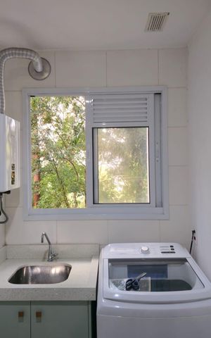 Apartamento para alugar com 75m², 3 quartos e 2 vagas Apartamento para alugar com 75m², 3 quartos e 2 vagasCozinha e Área de Serviço