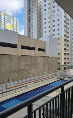 Apartamento para alugar com 75m², 3 quartos e 2 vagas Apartamento para alugar com 75m², 3 quartos e 2 vagasVaranda com vista para Piscina