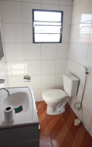 Casa à venda com 349m², 3 quartos e 2 vagasBanheiro 2