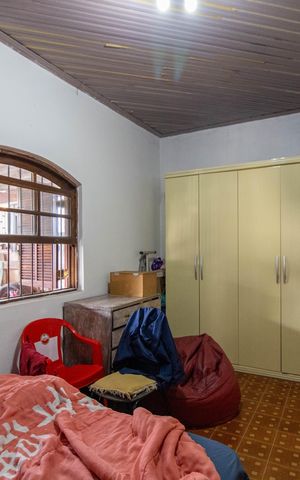 Casa à venda com 241m², 4 quartos e 2 vagasQuarto 1