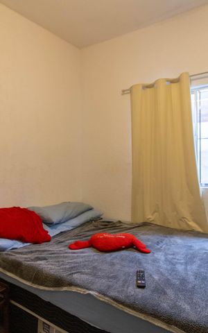 Casa à venda com 241m², 4 quartos e 2 vagasQuarto 3