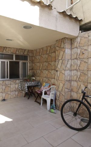Casa à venda com 90m², 3 quartos e 1 vagaGaragem