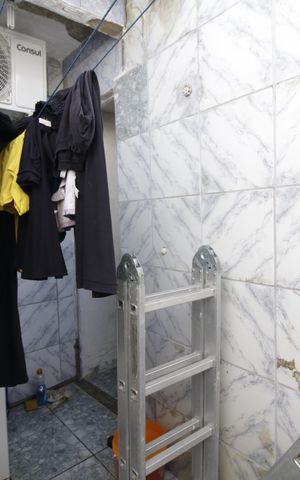 Casa à venda com 90m², 3 quartos e 1 vagaÁrea de Serviço