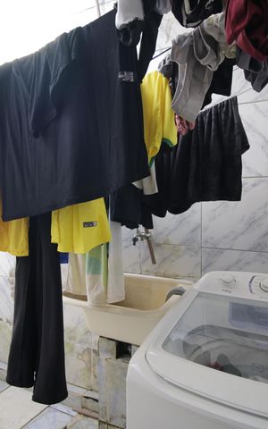Casa à venda com 90m², 3 quartos e 1 vagaÁrea de Serviço