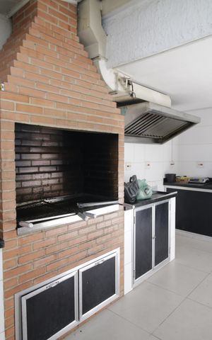 Casa à venda com 90m², 3 quartos e 1 vagaChurrasqueira