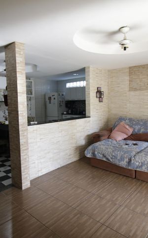 Casa à venda com 90m², 3 quartos e 1 vagaSala