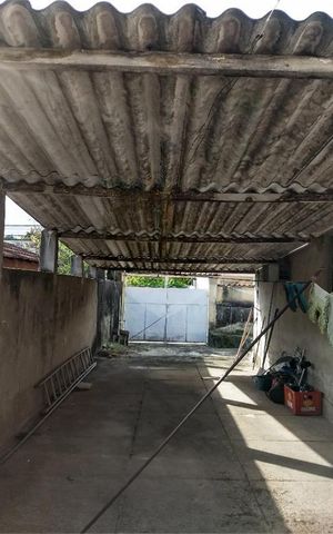 Casa à venda com 141m², 3 quartos e 4 vagas